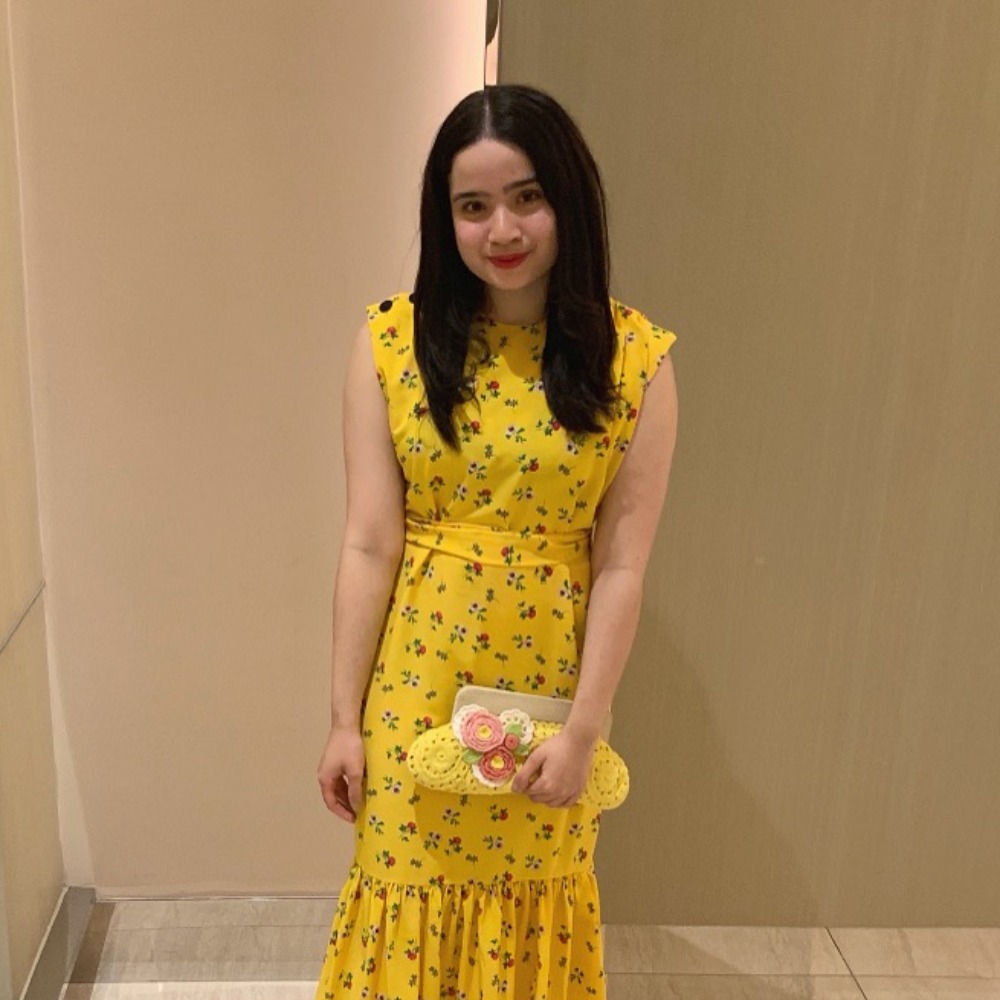 Meet your Posher, Almaz